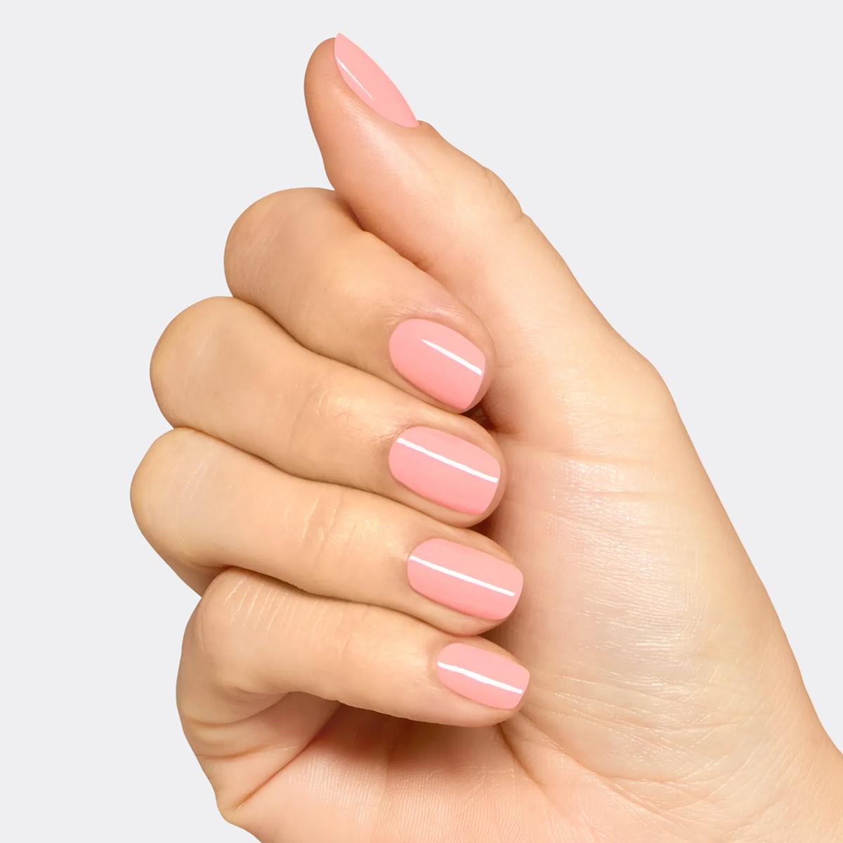 OPI Infinite Shine ISL219 Still Going Strong 15ml Hand